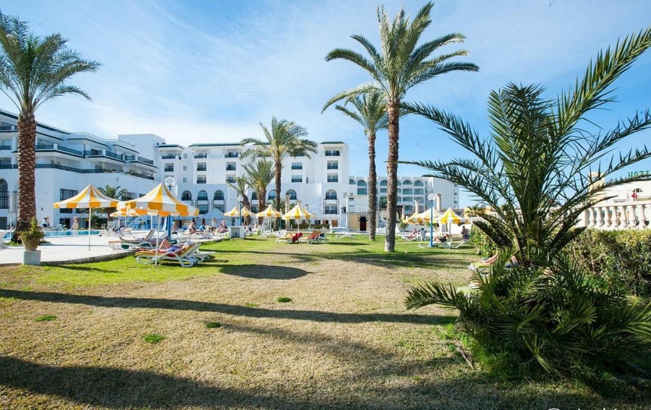Riviera Hotel - Family Only Marsá al-Qantáwí Exteriér fotografie