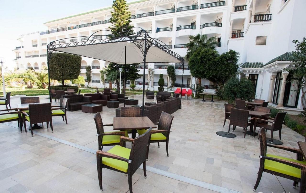 Riviera Hotel - Family Only Marsá al-Qantáwí Exteriér fotografie