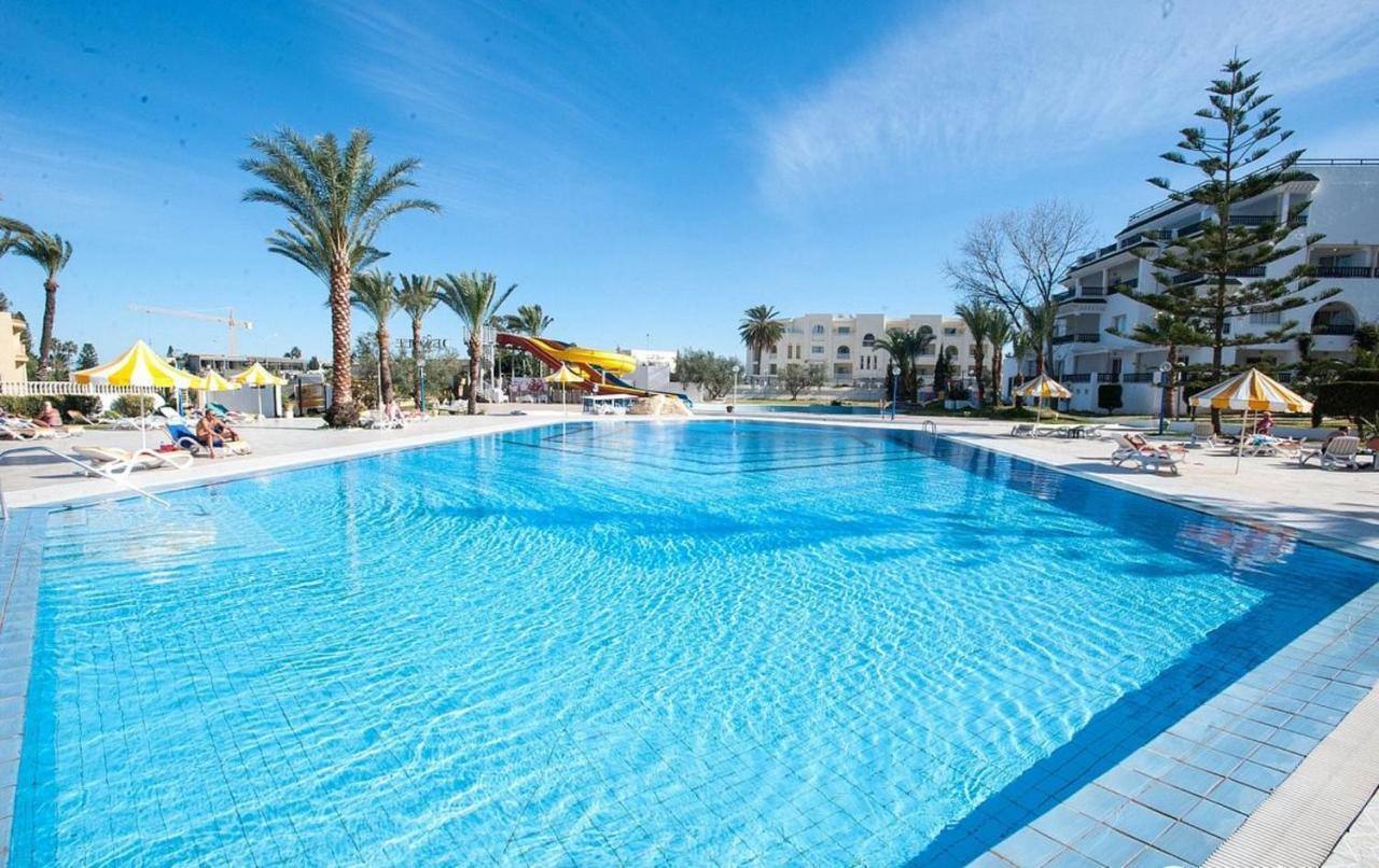 Riviera Hotel - Family Only Marsá al-Qantáwí Exteriér fotografie
